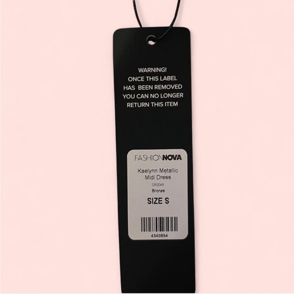 Elegant One-Shoulder Metallic Dress - Picture 7 of 7